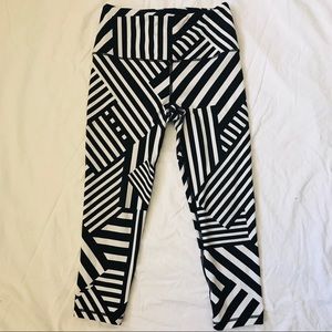 VSX Sport Knockout Capri High Rise